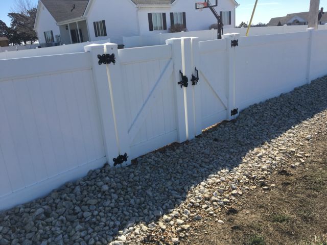 vinyl fencing affordable fence kansas city mo