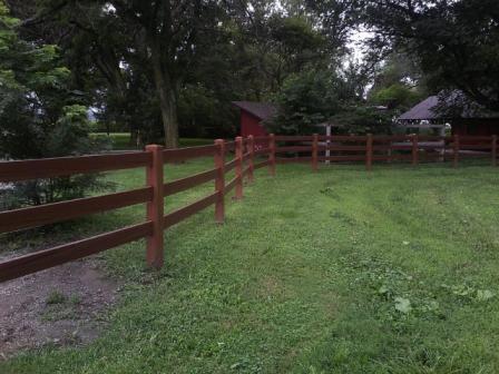 recent vinyl fence installation near kansas city